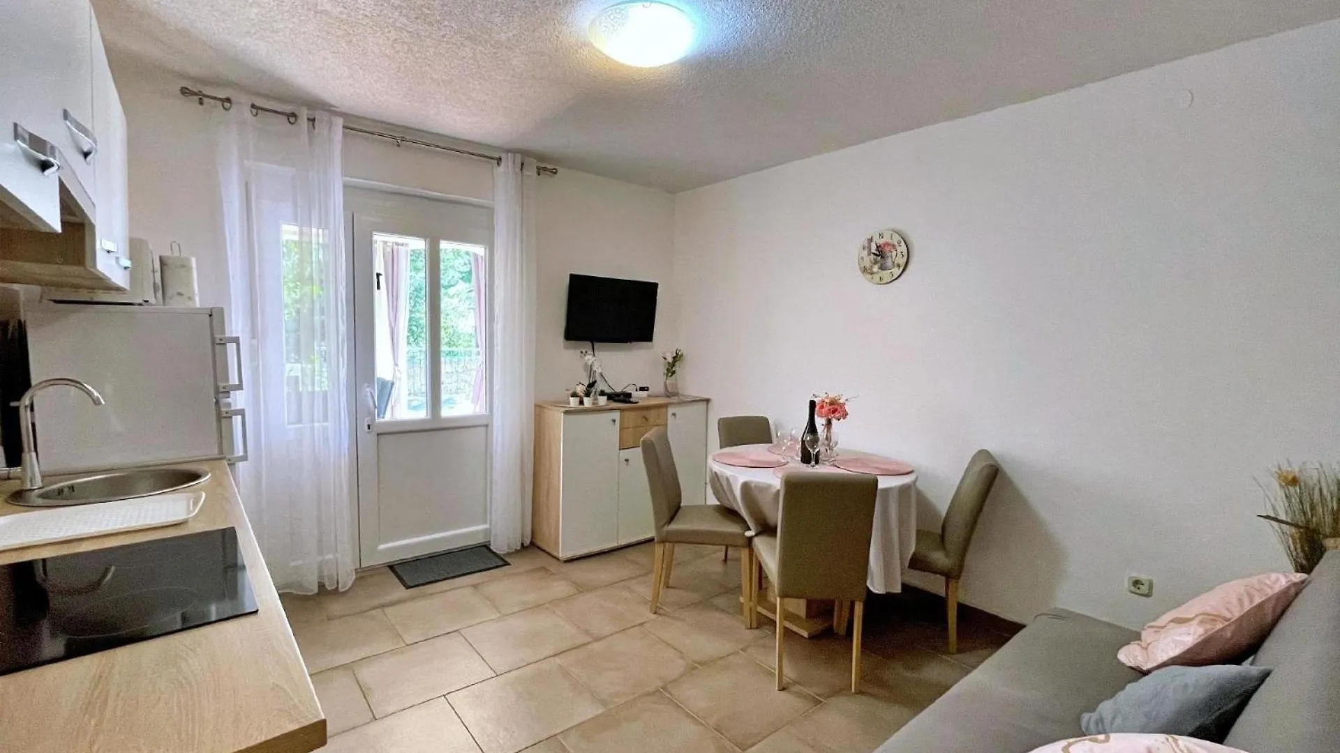 Apartment Butkovic - Am Meer, Haustierfreundlich