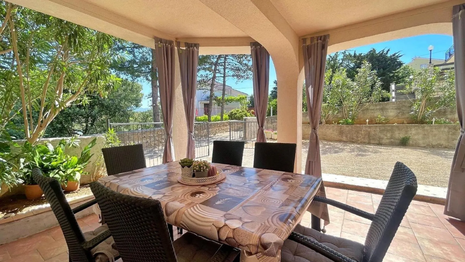 Apartment Butkovic - Am Meer, Haustierfreundlich